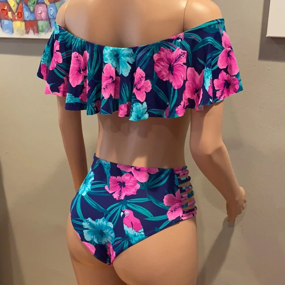 Revolve Floral hibiscus print high rise strappy ruffle bikini set - Picture 6 of 6